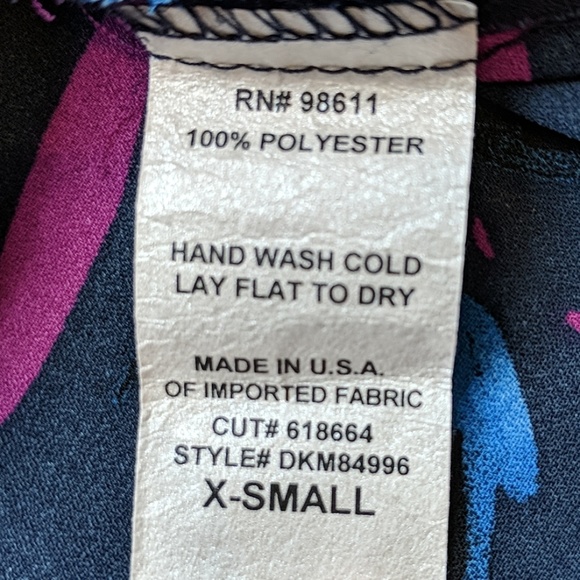 Sleeveless top - Picture 2 of 2